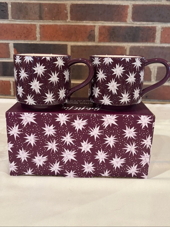 Fabfitfun Other - Maroon Star Pattern Ceramic Mugs - Set of 2